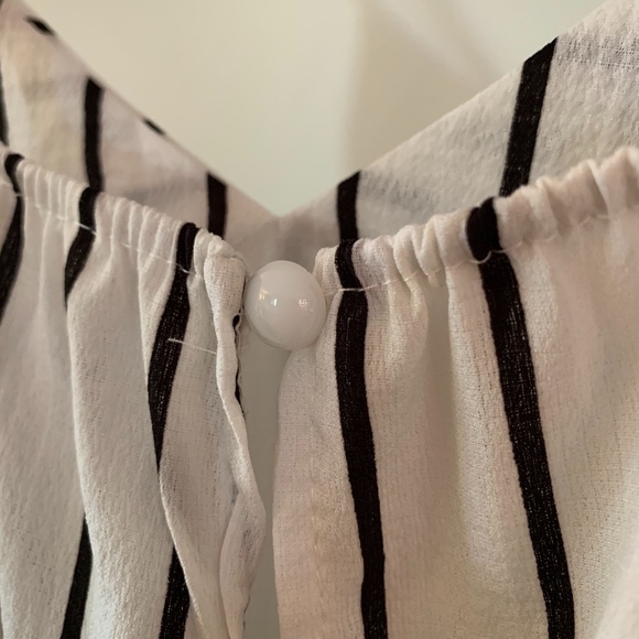 Black and White Strip Camisole with Self-Tie Back - Picture 4 of 7